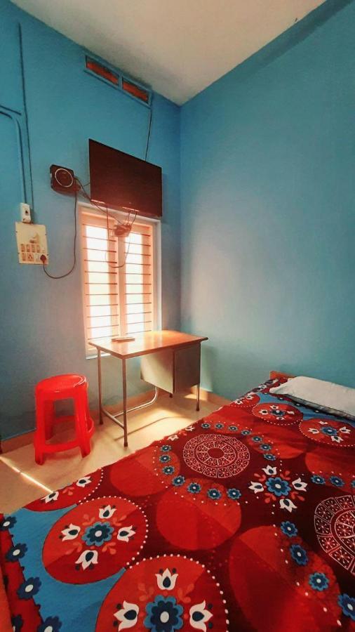 Zaina Tourist Home 콜람 외부 사진